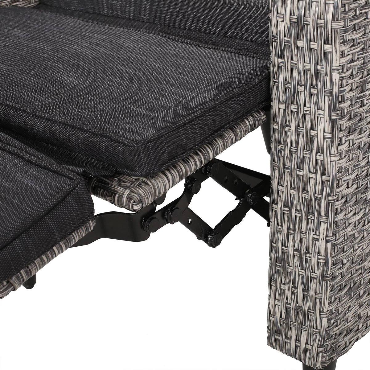 Set of 2 Wicker Outdoor Recliner with Cushion S82086