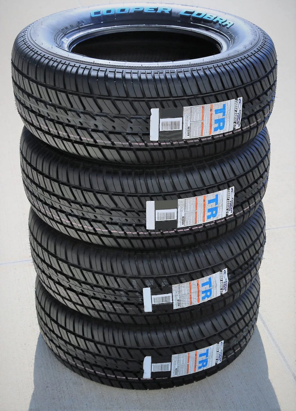 Set of 4 All Season Tires E936157