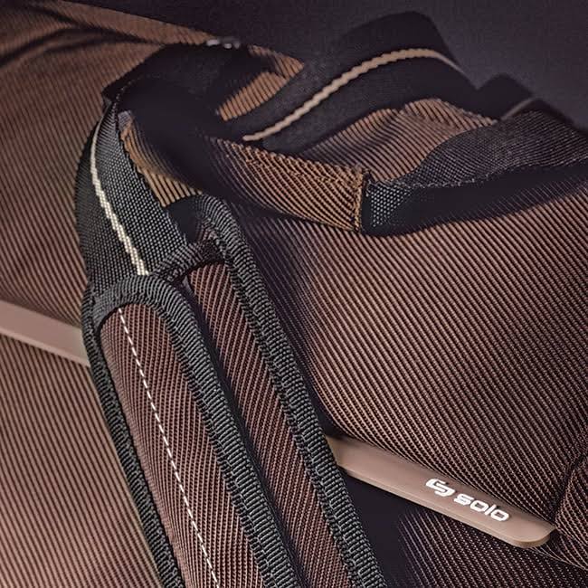 Black 17.3 inch Laptop Briefcase X295