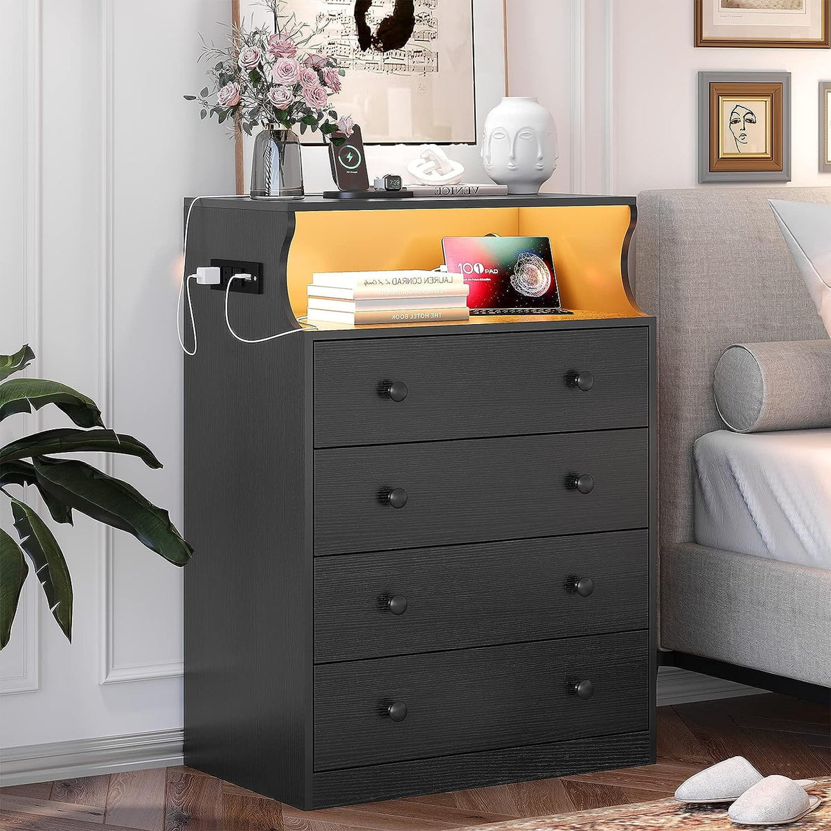 Black 4 Drawer Dresser with Charging Station V11596