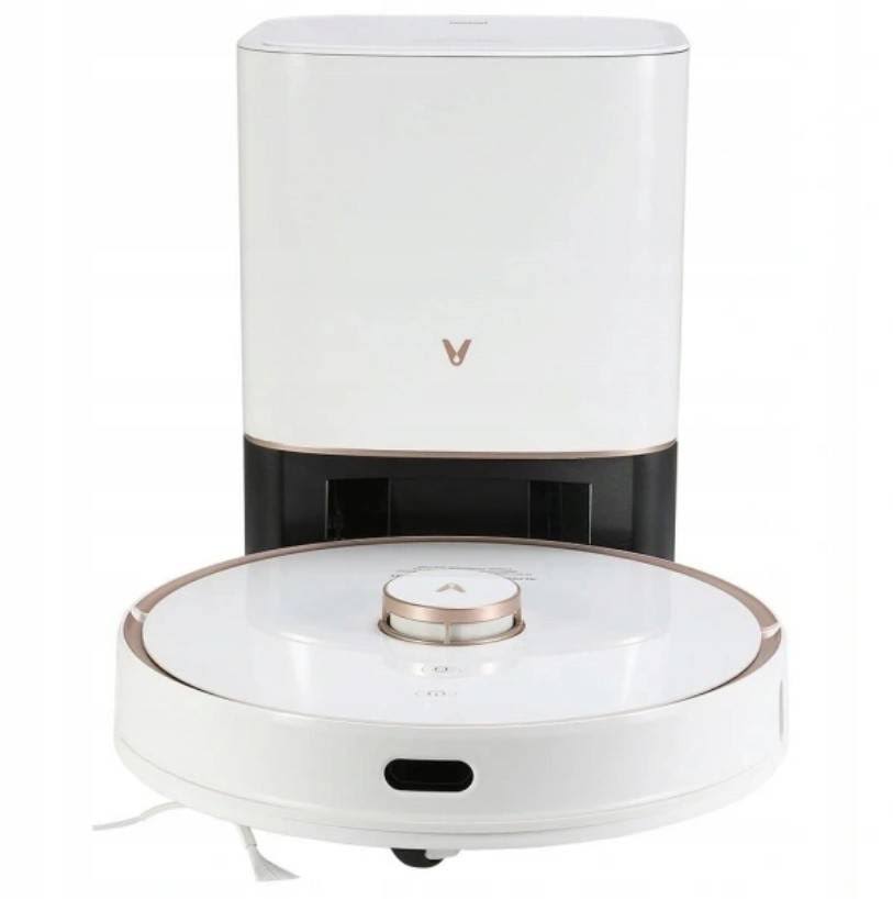 White Cleaning Robot with Base M4299