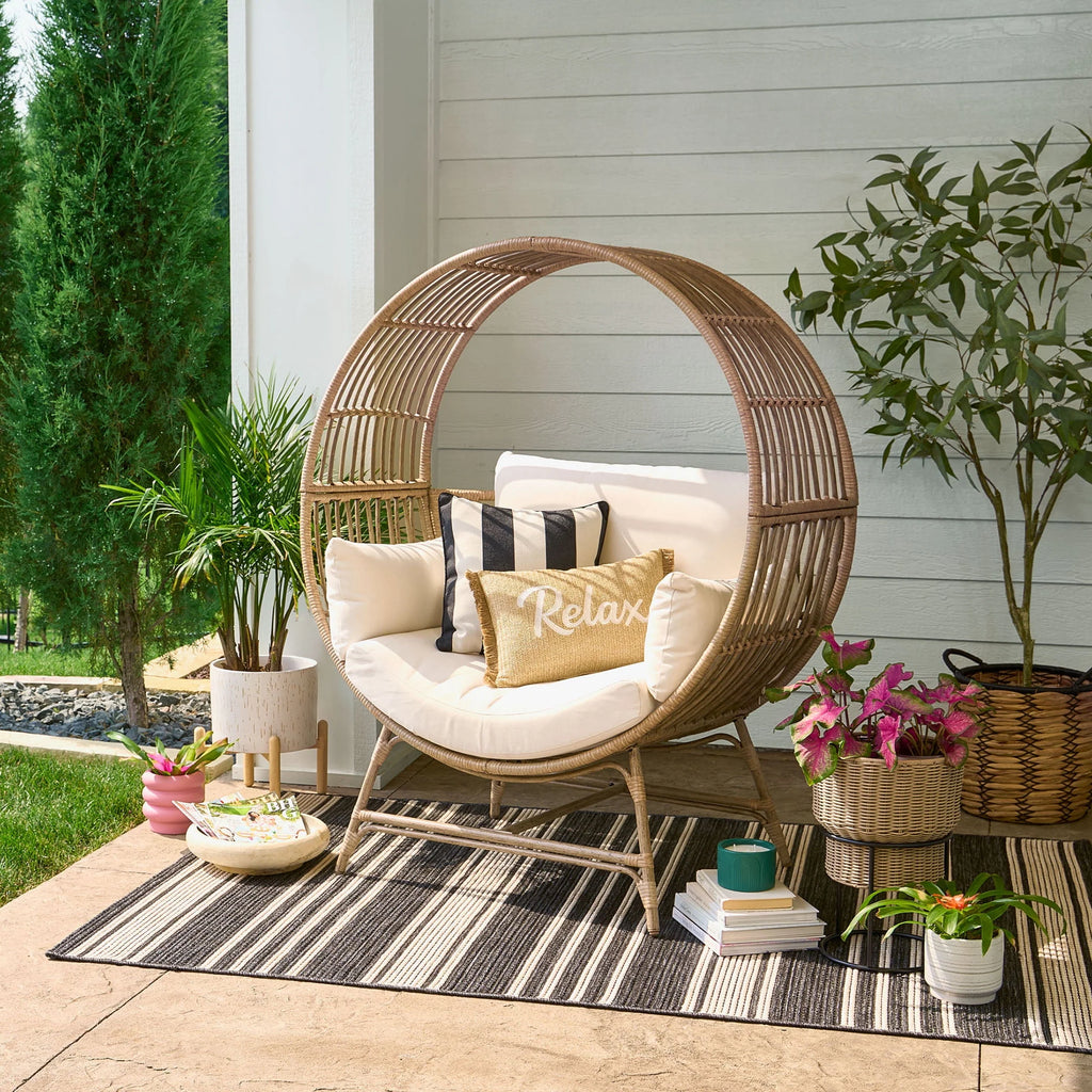 Beige Round Wicker Outdoor Egg Chair Z73827