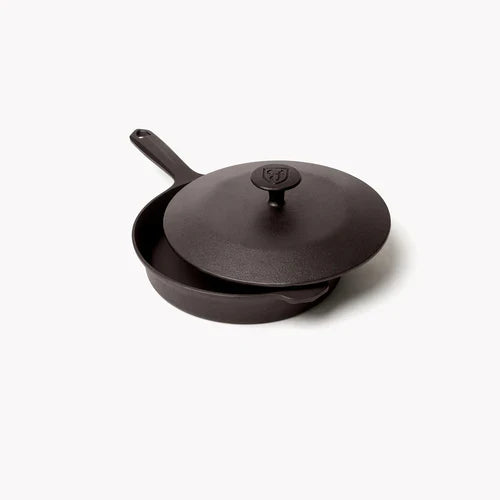 8.4 In. Cast Iron Skillet & Lid Set M9333