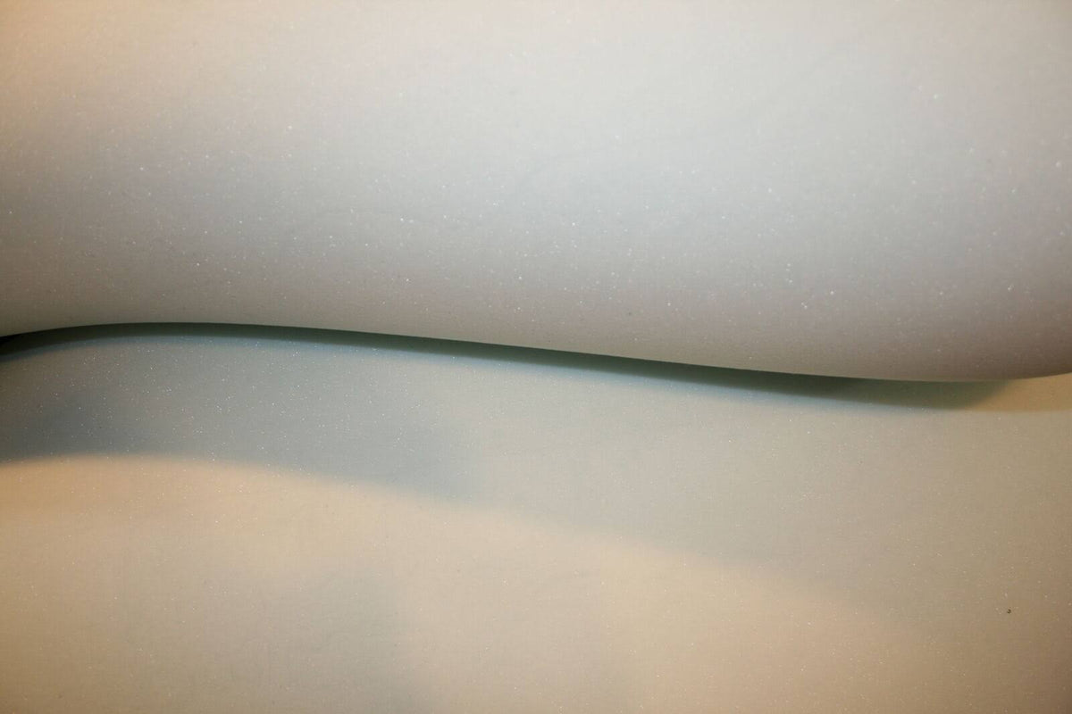 2.5-inch Serene Foam Mattress Topper, King, White D399288