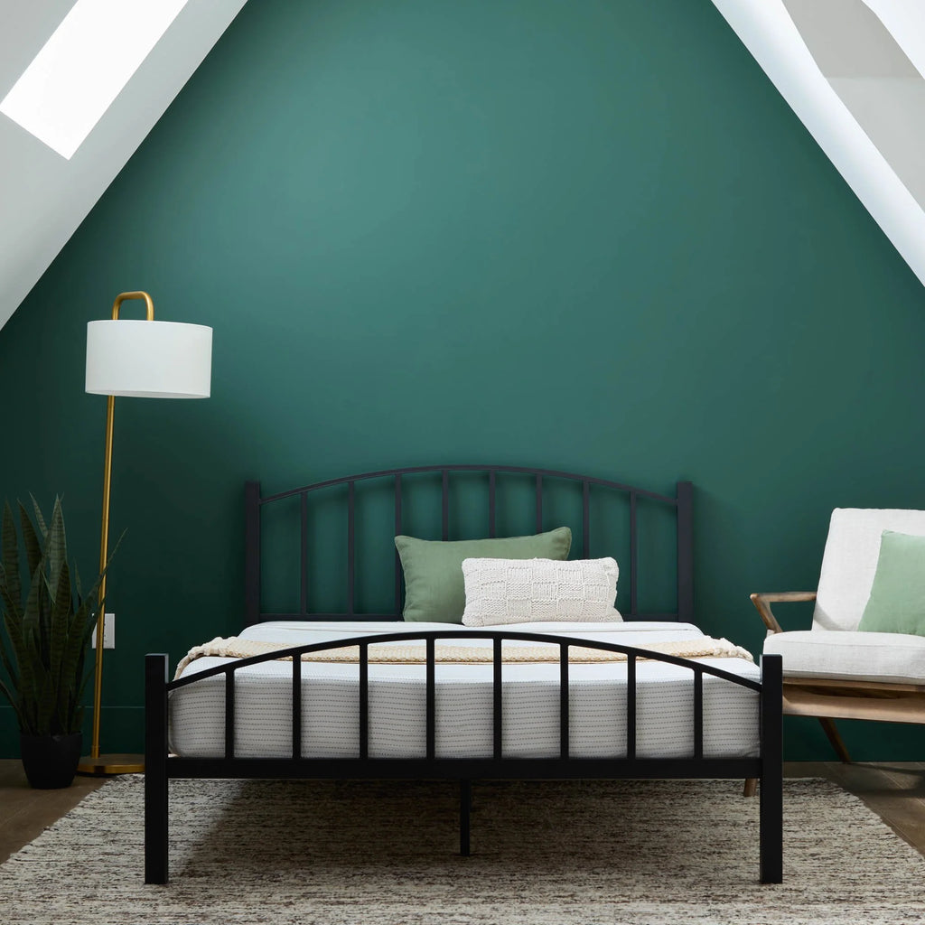 Black Metal Queen Platform Bed A6201