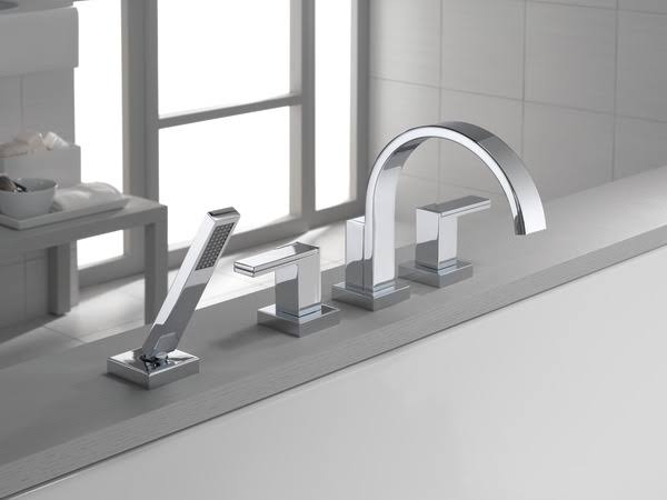 Roman Tub Trim with Hand Shower A29522