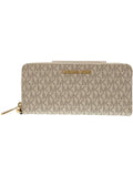 Vanilla Signature Wristlet Wallet R825