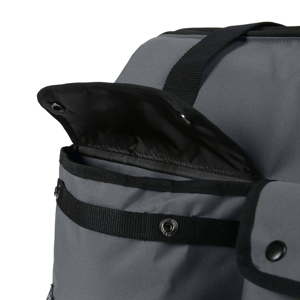 50 Can Insulated Picnic Satchel Gray M616141